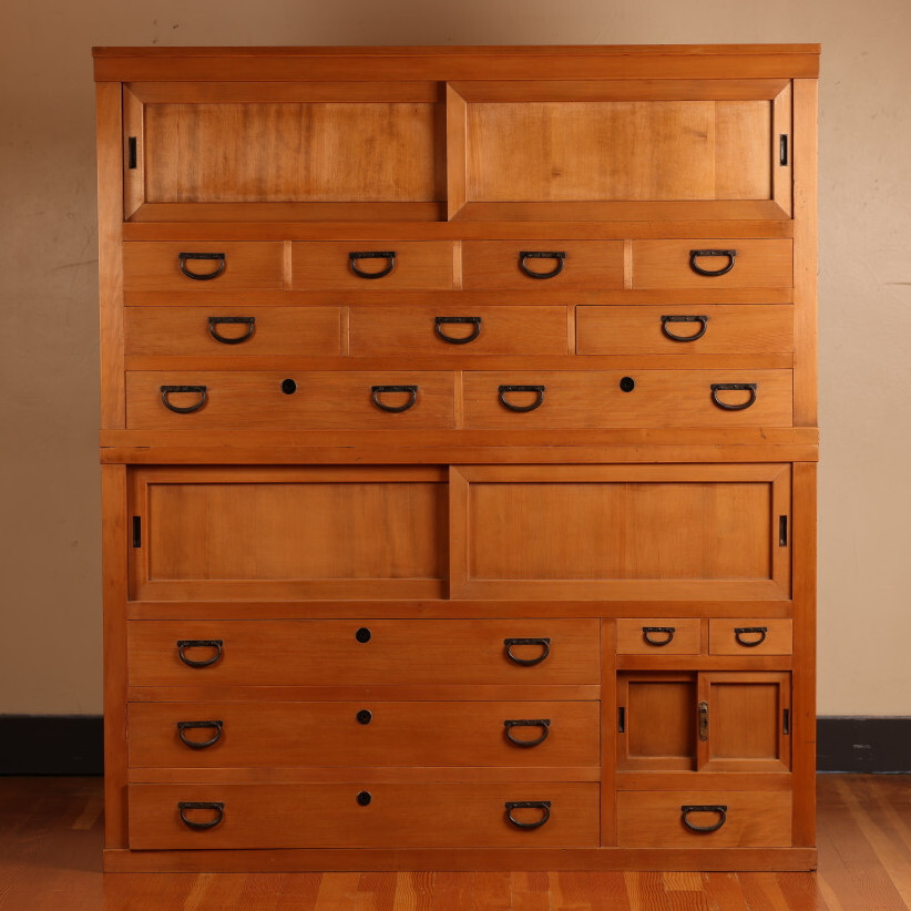 Tansu Reproductions Clothing Tansu Chest Eastern